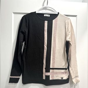 BLUOLTRE black and off-white sweater with pink lured stripes. Size M. New no tag
